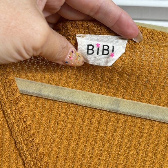 Yellow Henley Top - Picture 3 of 4